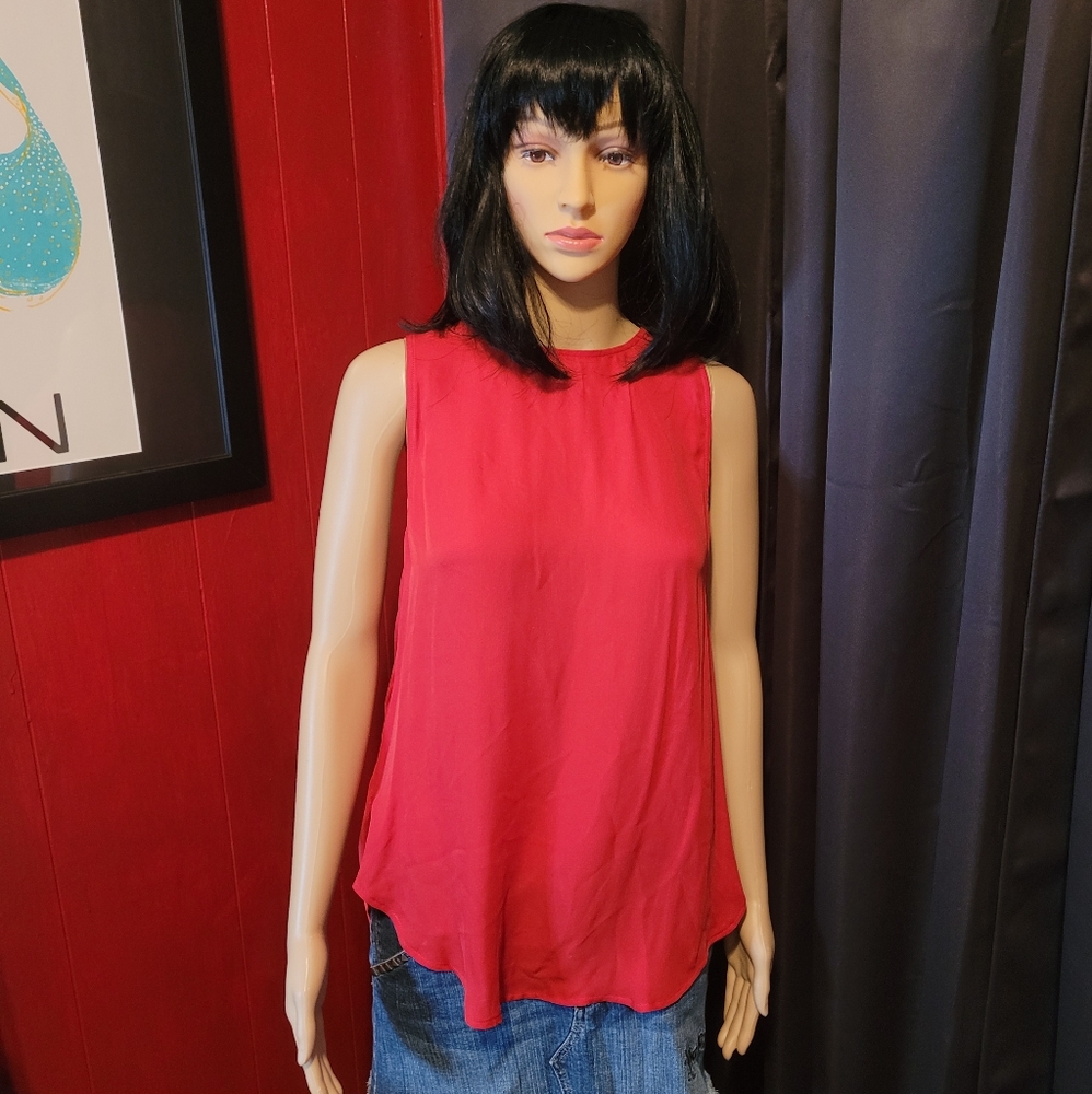 NWT!! Haute Hippie Red Silk Sleeveless Open Back Blouse SZ L